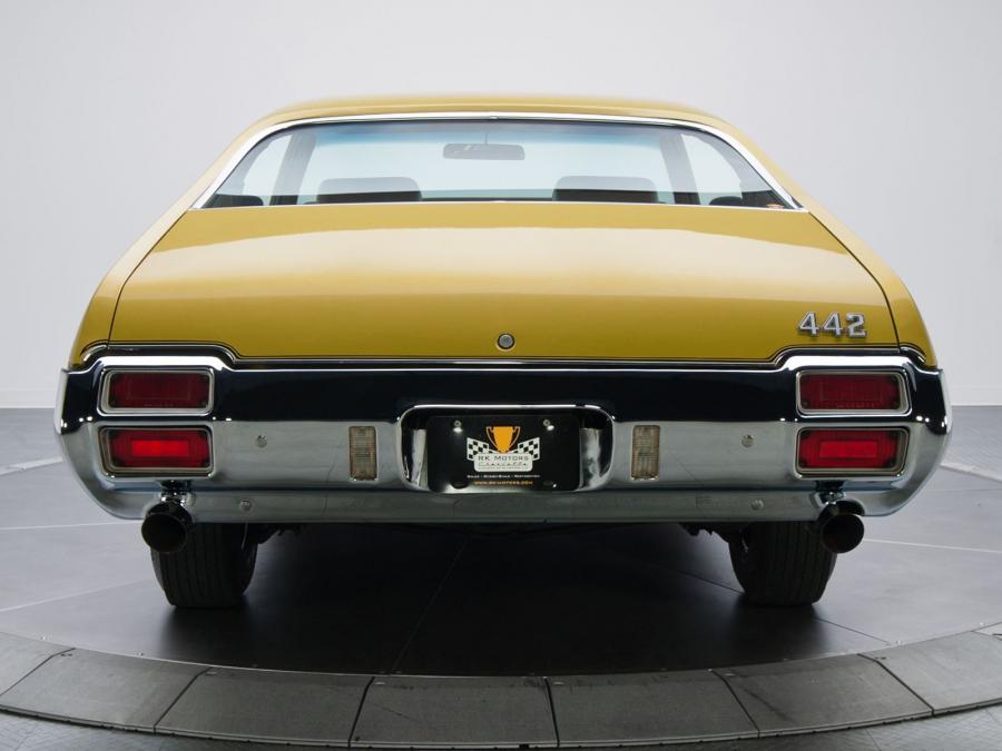 Oldsmobile 442 W-30 Holiday Coupe 1971 года  (фото 9 из 10)